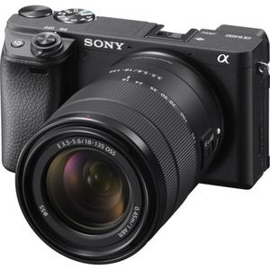 Sony a6400 Mirrorless Camera with 18/135mm lens